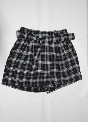 Short noir rayé et blanc, brand: Jennyfer, condition: Very good, size: M / 38 / 10, €7.00, €8.05 includes Buyer Protection