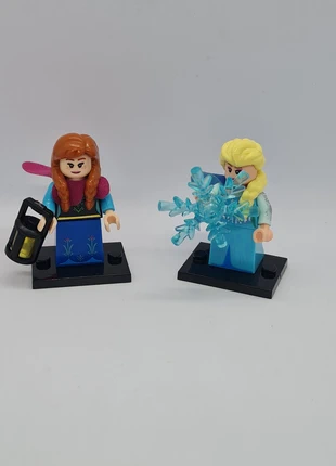 Minifigurine Elsa et Anna, brand: Building Block, condizioni: Ottime, taglia: 4 anni / 104 cm, €6.00, €7.00 include la Protezione acquisti Pro