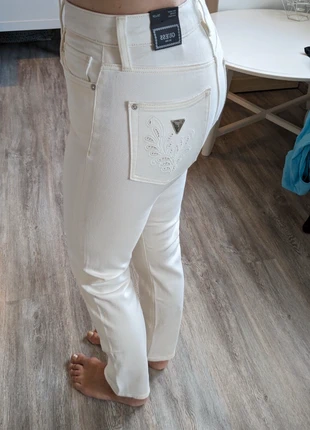 Jeans Guess taille 25, brand: GUESS, condition: New with tags, size: S / 36 / 8, €30.00, €32.20 includes Buyer Protection