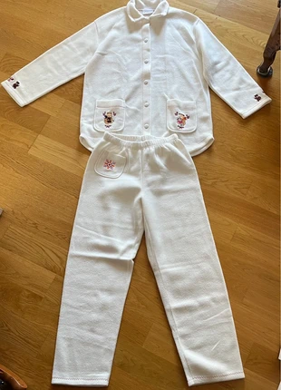 Pyjama tout doux d’hiver, merk: Etam, staat: Nieuw zonder prijskaartje, maat: XL / 42 / 14, € 16,00, € 17,50 inclusief Kopersbescherming