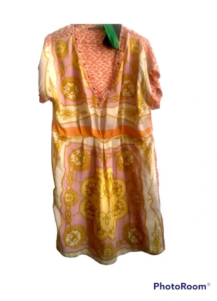 Robe Zara, marke: Zara, zustand: Neu, mit Etikett, größe: M / 38 / 10, 49,00 €, 52,15 € inklusive Vinted-Käuferschutz