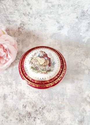 Caja Joyero de Porcelana de Limoges con relieves dorados y Escena Fragonard, marca: limoges, estado: Muito bom, €10.00, €11.20 inclui Proteção do Comprador