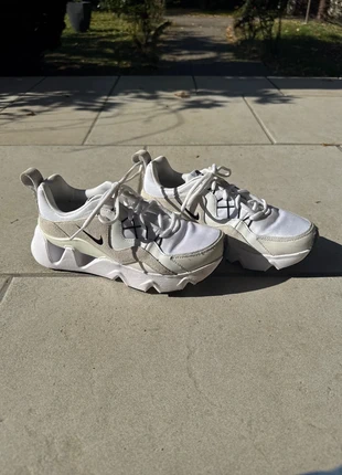 Basket Nike RYZ-365, marke: Nike, zustand: Sehr gut, größe: 38, 45,00 €, 47,95 € inklusive Vinted-Käuferschutz