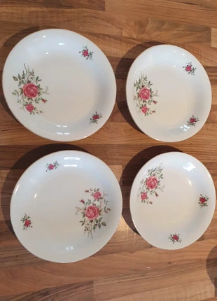 4 assiettes creuses porcelaine, marque: Porcelaine de Paris, état: Bon état, 3,00 €, 3,85 € Protection acheteurs incluse