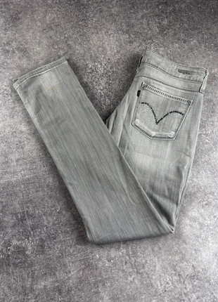 Jean Levi’s 2557 gris clair coupe droite femme W31 L34 édition spéciale vintage, marque: Levi's, état: Très bon état, taille: L / 40 / 12, 21,90 €, 23,70 € Protection acheteurs incluse