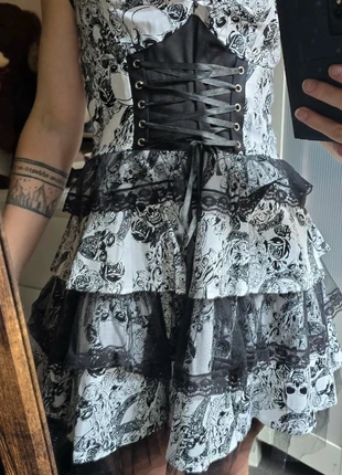 Dress, brand: Hearts & Roses, condition: New without tags, size: XS / 6, £40.00, £42.70 includes Buyer Protection Pro