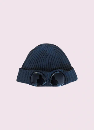 Bonnet CP Company Goggle noir, brand: C.P. Company, condition: Very good, size: One size, €40.00, €42.70 includes Buyer Protection
