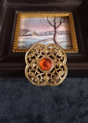 Belle broche vintage ajourée dorée cabochon orange, marque: Vintage Chic, état: Très bon état, 11,90 €, 13,20 € Protection acheteurs (Pro) incluse