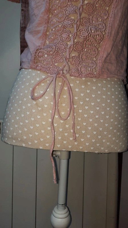 Tee-shirt avec dos en dentelle - photo numéro 4