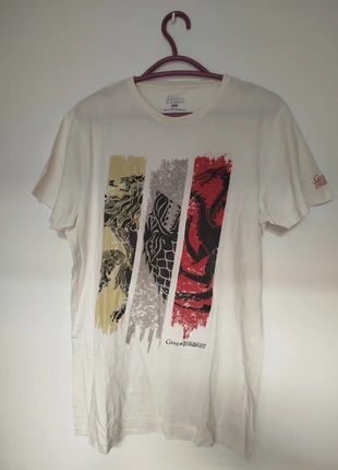 Camiseta Game of Thrones Springfield talla M, marca: Springfield, estado: Muy bueno, tamaño: M, 7,00 €, 8,05 € Protección al comprador incluida