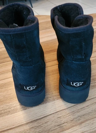 Bottines bottes femme ugg noire pointure 38, marque: UGG, état: Très bon état, taille: 38, 59,00 €, 62,65 € Protection acheteurs incluse