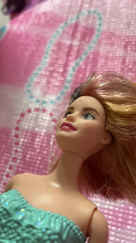 Barbie + jupe - photo numéro 8