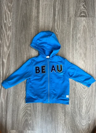 Sweat à capuche bleu enfant Carrément Beau, marque: Carrement Beau, état: Très bon état, taille: 18-24 mois / 86 cm, 5,00 €, 5,95 € Protection acheteurs incluse