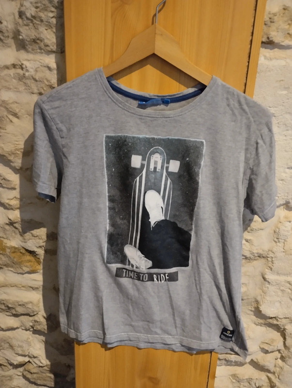 t shirt gris Vinted