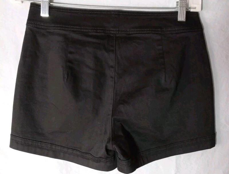 Express Women Black Button Front Flap Stretch Shorts Size 6 3