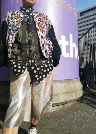 Dalmatian chain print vintage quilted silk bomber jacket , marque: Uta Raasch, état: Très bon état, taille: M / 38 / 10, 49,00 €, 52,15 € Protection acheteurs incluse