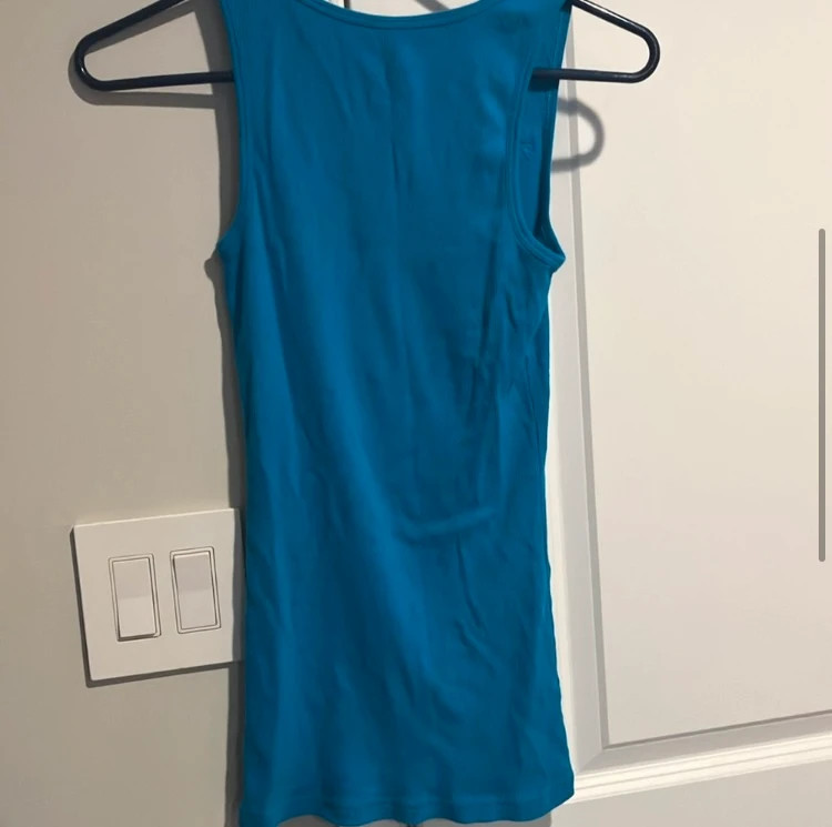 Old Navy Tank Top 4