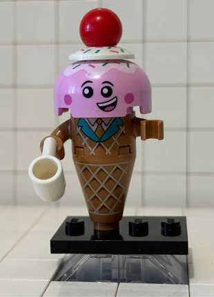 « Lire description » Figurine Lego Collection The Movie Minifigurine 🌈 Ice Cream Cone tlm127, brand: LEGO, condition: Very good, size: One size, €6.00, €7.00 includes Buyer Protection Pro