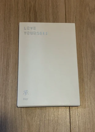 Album bts love yourself L édition, condition: Very good, €6.00, €7.00 includes Buyer Protection