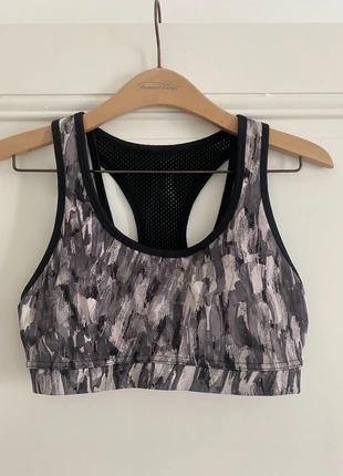 Brassière sport, brand: Forever 21, condition: Very good, size: M, €3.00, €3.85 includes Buyer Protection