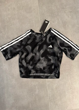 adidas Maglietta a maniche corte Own The Run Excite AOP, marca: adidas, estado: Nuevo con etiquetas, tamaño: S / 36 / 8, 20,00 €, 21,70 € Protección al comprador incluida