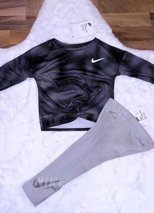 Nike Baby Mädchen Set Gr. 80cm - 12/18m - grau & schwarz, marque: Nike, état: Neuf avec étiquette, taille: 12-18 mois / 80 cm, 28,00 €, 30,10 € Protection acheteurs incluse