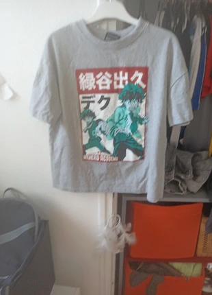 T-shirt 12 ans, brand: DIFUZED, condizioni: Ottime, taglia: 12 anni / 152 cm, €1.50, €2.28 include la Protezione acquisti