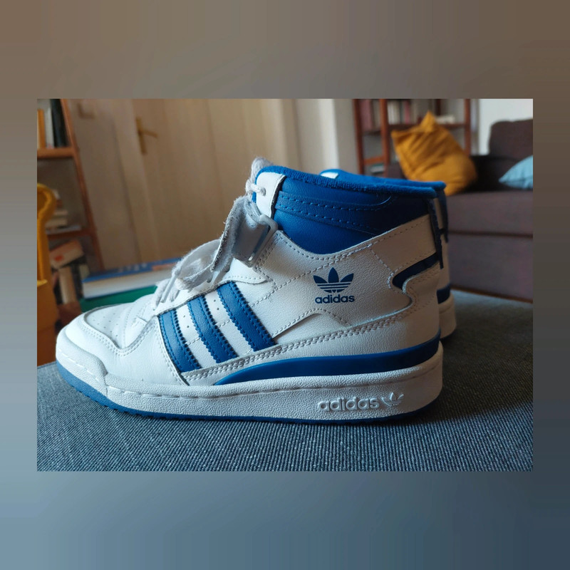 blau weiBe Sneaker von Adidas GroBe 38 5 6 us Vinted