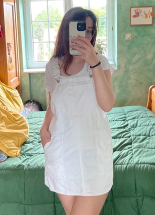 Jupe salopette blanche en jean, marke: Jennyfer, zustand: Sehr gut, größe: M / 38 / 10, 3,00 €, 3,85 € inklusive Vinted-Käuferschutz