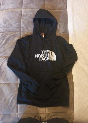felpa nera the North face, marque: The North Face, état: Neuf sans étiquette, taille: M, 31,00 €, 33,25 € Protection acheteurs incluse