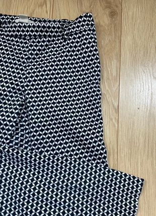 Pantalon Chino à motif, marke: H&M, zustand: Gut, größe: XS / 34 / 6, 2,00 €, 2,80 € inklusive Vinted-Käuferschutz