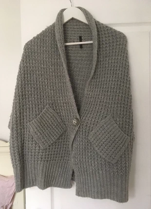 Gilet Naf Naf, merk: Naf Naf, staat: Heel goed, maat: S / 36 / 8, € 6,00, € 7,00 inclusief Kopersbescherming