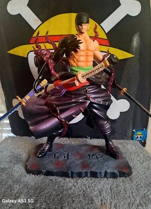 Figurine Roronoa Zoro neuf (25 cm), condition: New with tags, size: One size, €85.00, €89.95 includes Buyer Protection