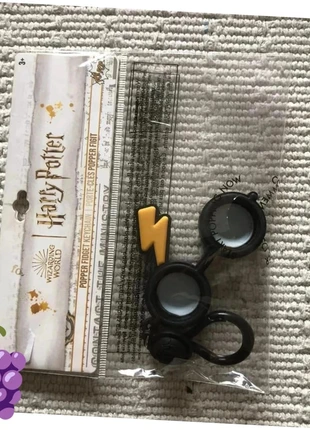 Porte-clefs pop it 2 en 1 Accessoire Harry Potter fidget toys Noir et Blanc Cadeau neuf, marke: Harry Potter, zustand: Neu, mit Etikett, 7,40 €, 8,47 € inklusive Vinted-Käuferschutz