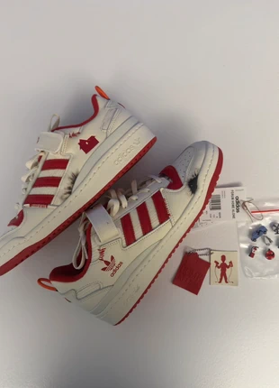 Adidas forum home alone, marque: adidas, état: Neuf avec étiquette, taille: 43, 145,00 €, 152,95 € Protection acheteurs incluse