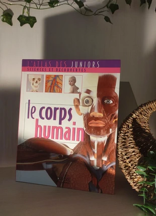 Le corps humain, staat: Goed, € 2,00, € 2,80 inclusief Kopersbescherming