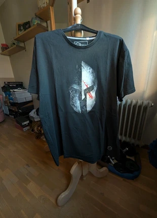 Camiseta nerd casco espartano, marque: TYS, état: Très bon état, taille: XXL, 5,00 €, 5,95 € Protection acheteurs incluse