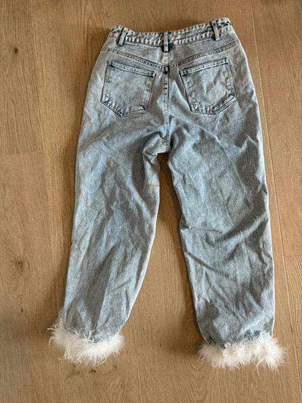 Fluffy high waisted denim cropped jeans 2