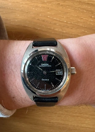 Omega Megaquartz Lady (1974), brand: Omega, condition: Good, size: Up to 30 mm, €370.00, €389.20 includes Buyer Protection Pro