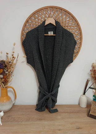 Chaleco, jersey gris punto grueso con cinturón, Talla XS-S, marque: L.O.G.G., état: Neuf sans étiquette, taille: XS / 34 / 6, 15,00 €, 16,45 € Protection acheteurs incluse