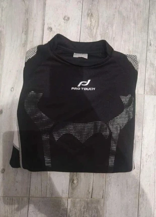 T-shirt Pro touch, marque: Pro Touch, état: Très bon état, taille: 11 ans / 146 cm, 1,50 €, 2,28 € Protection acheteurs incluse