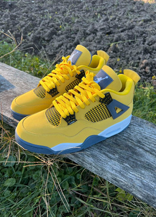 Obrázek k inzerátu: Jordan 4 yellow tour