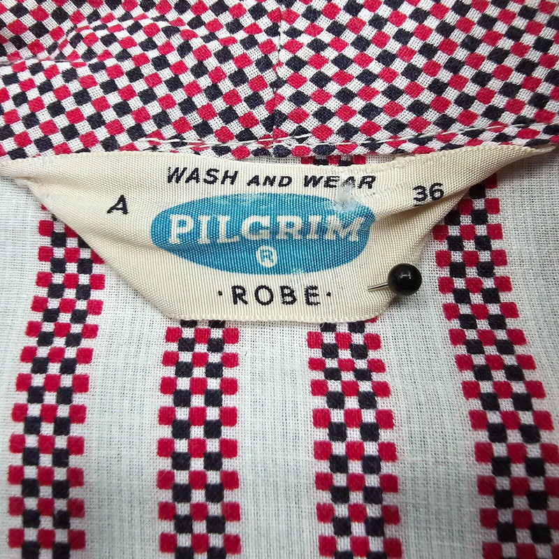 Vintage Sears Pilgrim Striped Robe 36/38 Red White Belt Collar Pockets Wash & We 2