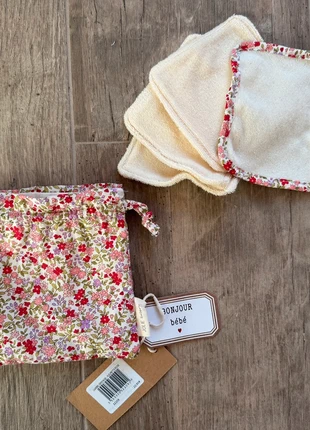 Pochon avec carré d éponge lavable, merk: Le petit Souk, staat: Nieuw met prijskaartje, € 13,50, € 14,88 inclusief Kopersbescherming
