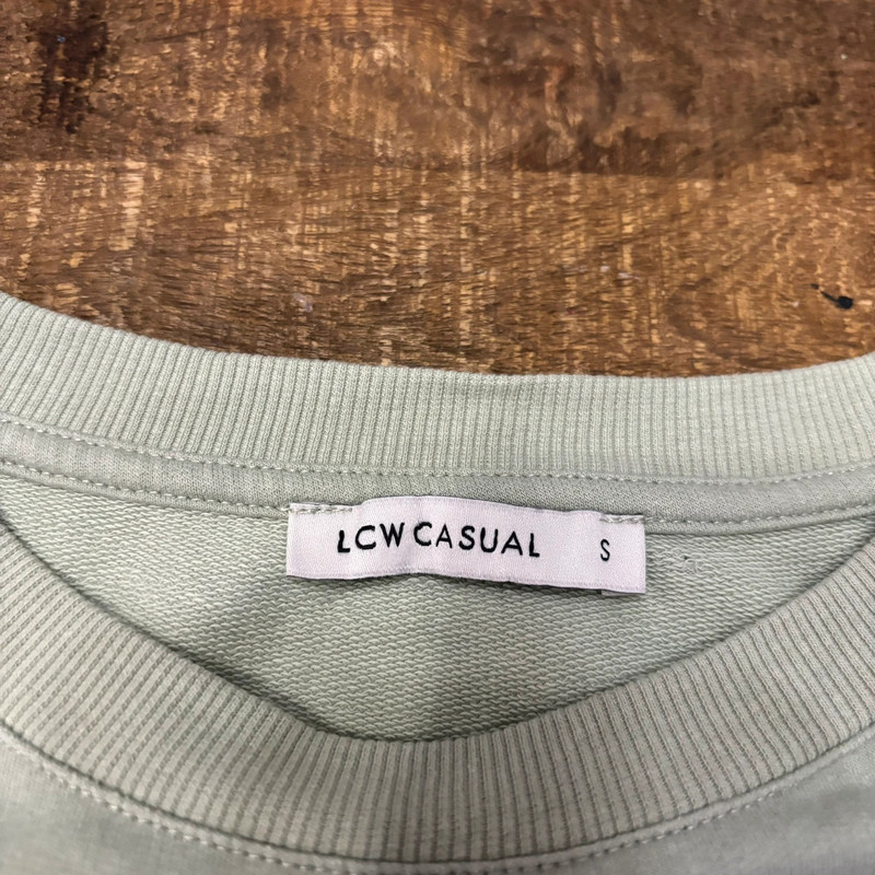 LCW Casual printed saying sweatshirt  “Be Yourself today, you look beautiful like that” 3