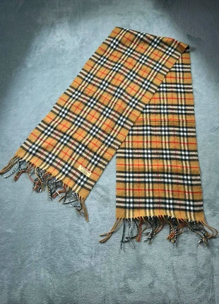 Écharpe Burberry vintage à motif à carreaux  - Couleur beige en très bon état, brand: Burberry, condition: Very good, €60.00, €63.70 includes Buyer Protection