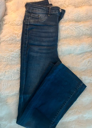 jean flair taille haute, merk: Tally Weijl, staat: Nieuw zonder prijskaartje, maat: XS / 34 / 6, € 5,00, € 5,95 inclusief Kopersbescherming