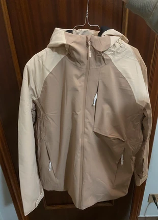 Ski jacket, marca: 4F, estado: Nuevo con etiquetas, tamaño: M, 90,00 €, 95,20 € Protección al comprador incluida