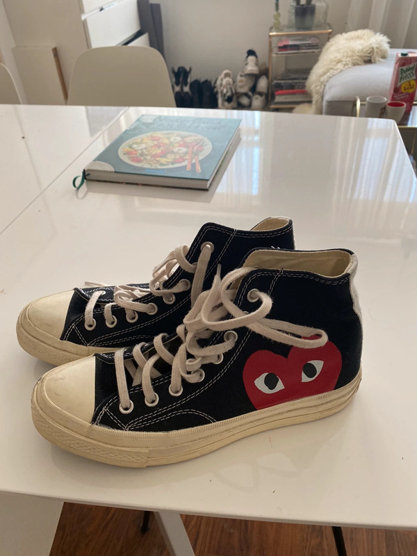 Converse hotsell cdg vinted