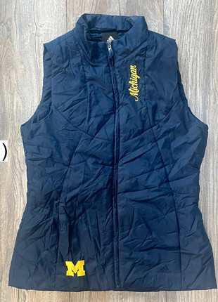 Adidas Michigan Wolverines Puffer Vest, marque: adidas, état: Neuf sans étiquette, taille: S, 27,00 €, 29,05 € Protection acheteurs incluse